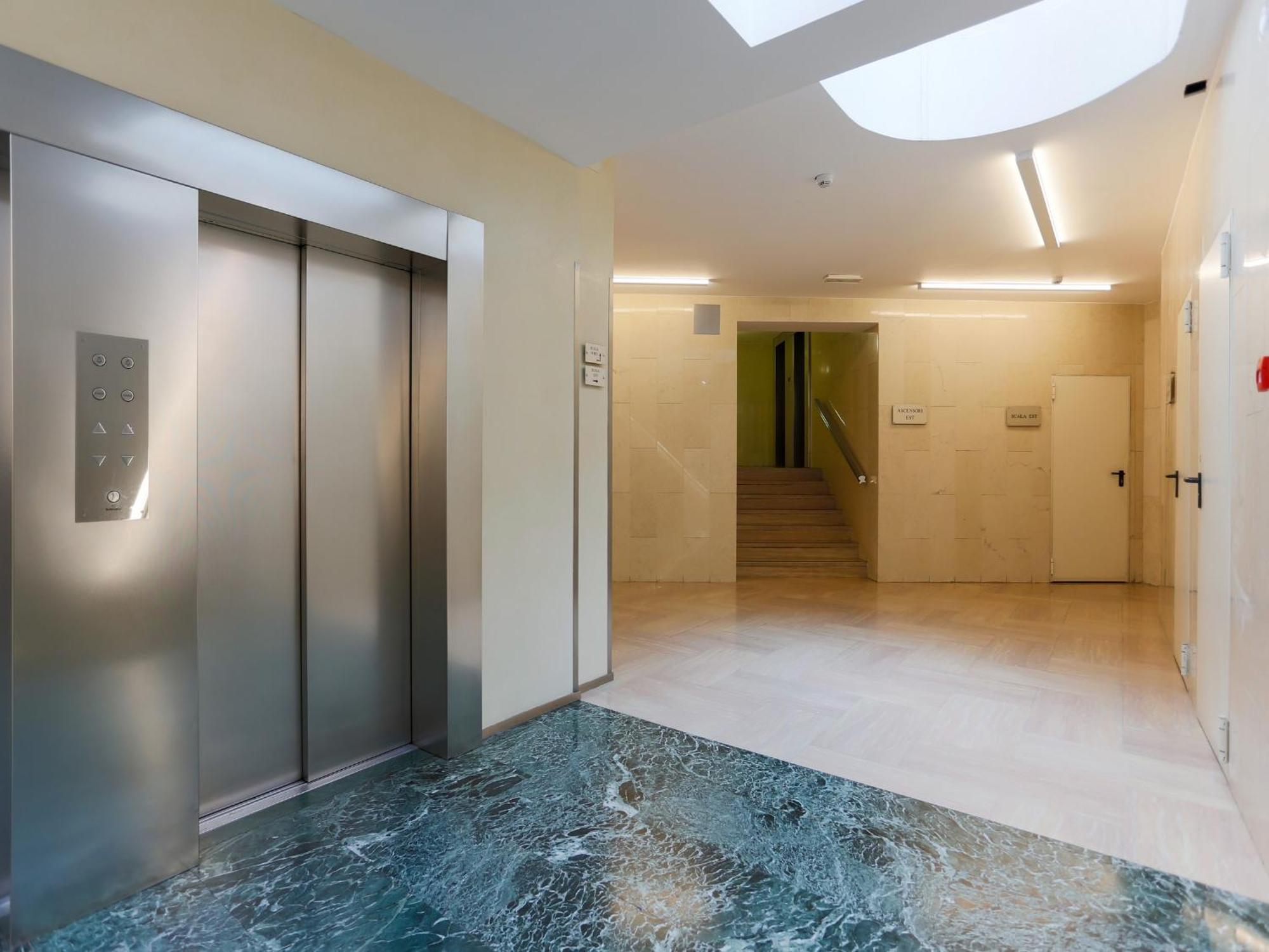The Best Rent - Modern One Bedroom Apartment In San Babila ميلان المظهر الخارجي الصورة
